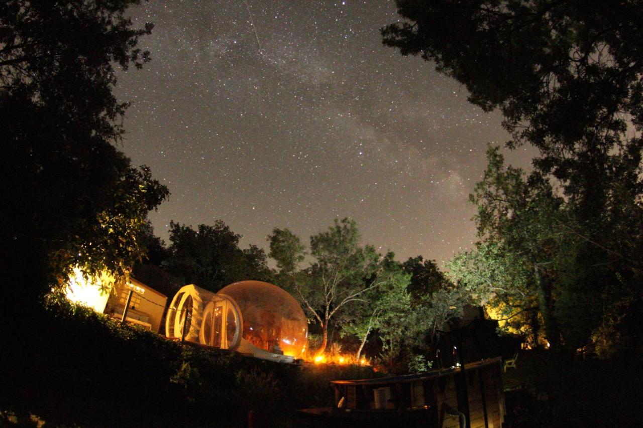 La Bulle Etoile Allegre Les Fumades Exterior foto