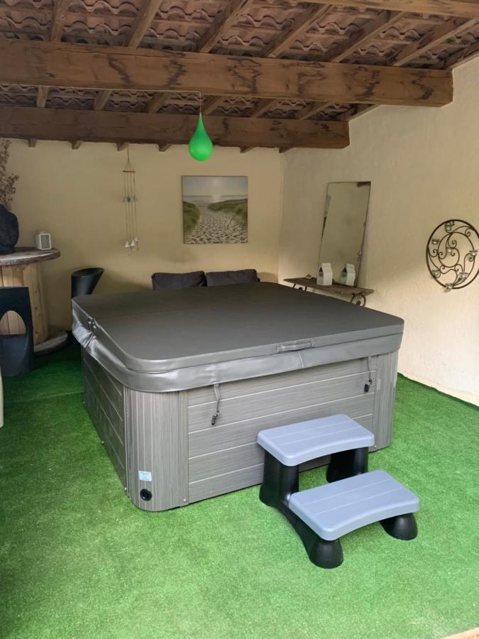 La Bulle Etoile Allegre Les Fumades Exterior foto